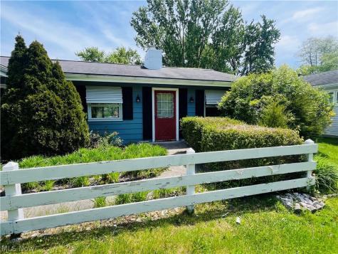 723 Trotter Lane Berea OH 44017