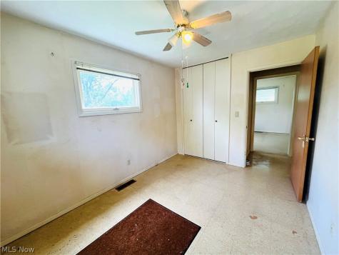 723 Trotter Lane Berea OH 44017