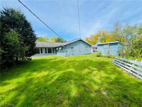 723 Trotter Lane Berea OH 44017