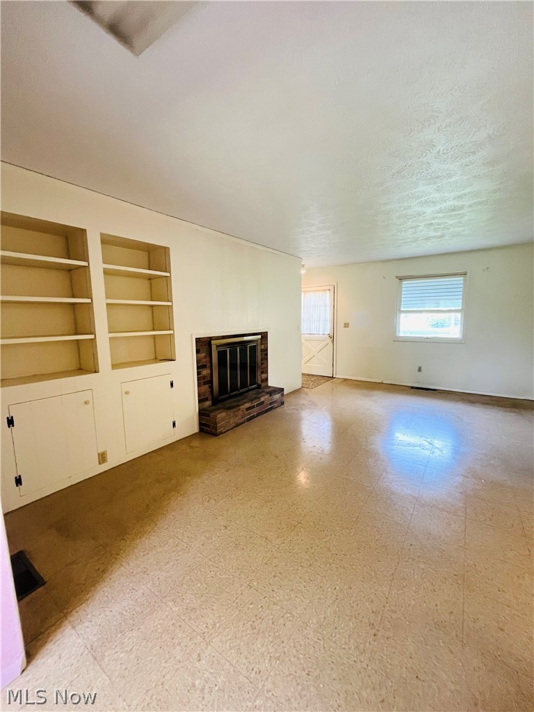 723 Trotter Lane Berea OH 44017