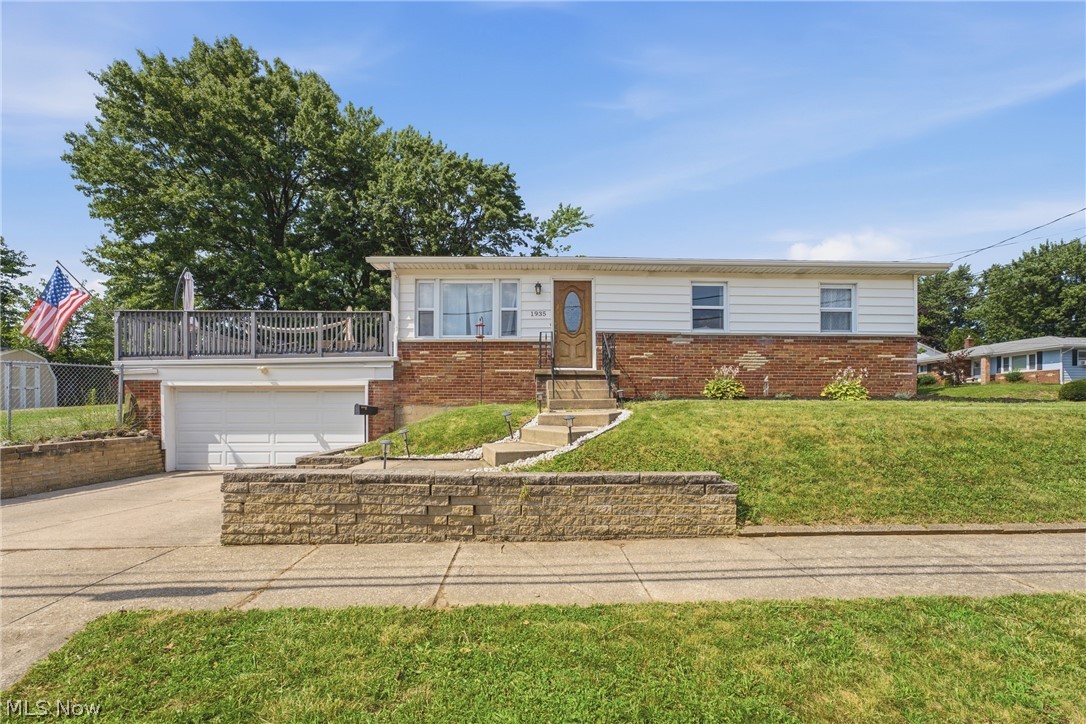 1935 Quayle Drive Akron OH 44312