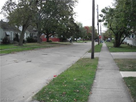 1382 Madison Avenue Lorain OH 44053