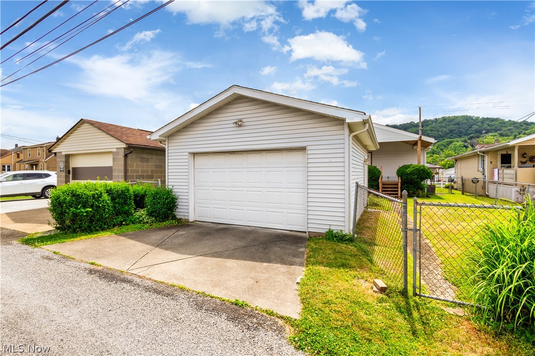 1204 N 5th Street Toronto OH 43964