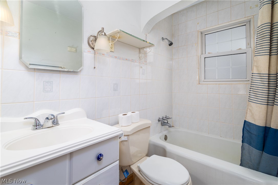 1204 N 5th Street Toronto OH 43964