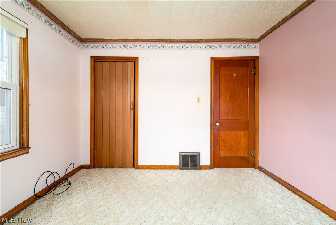 1204 N 5th Street Toronto OH 43964
