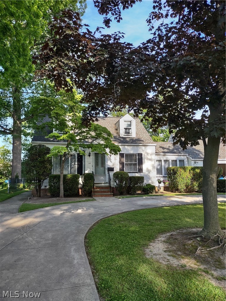 625 Humiston Drive Bay Village OH 44140