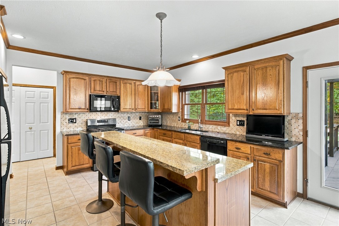 11627 Fox Strongsville OH 44149