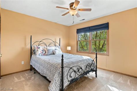 11627 Fox Strongsville OH 44149