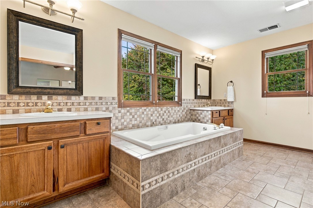 11627 Fox Strongsville OH 44149
