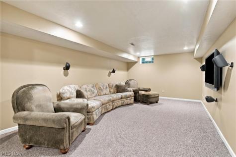 11627 Fox Strongsville OH 44149