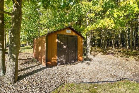 11627 Fox Strongsville OH 44149