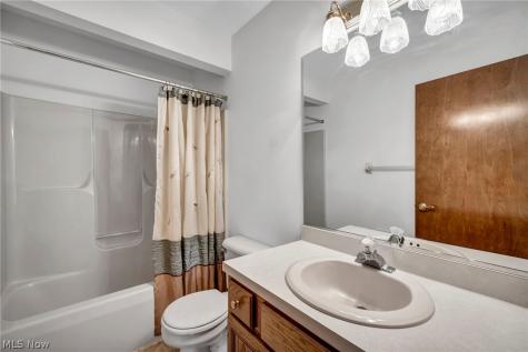 450 Charleton Drive Medina OH 44256
