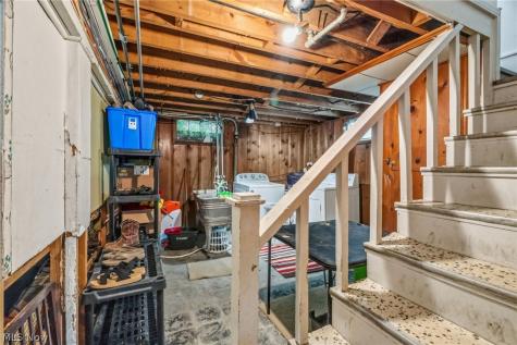 1612 Cherry Avenue NE Canton OH 44714