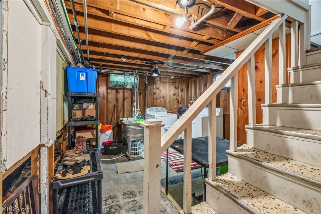 1612 Cherry Avenue NE Canton OH 44714