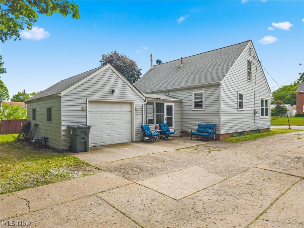 1612 Cherry Avenue NE Canton OH 44714