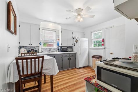 1612 Cherry Avenue NE Canton OH 44714