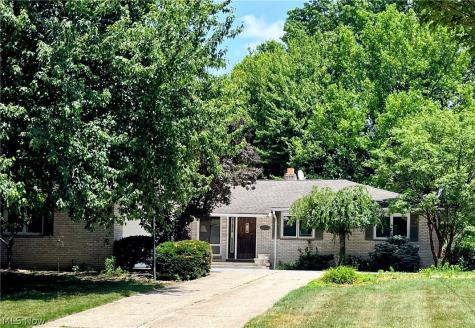 2269 Halcyon Road Beachwood OH 44122