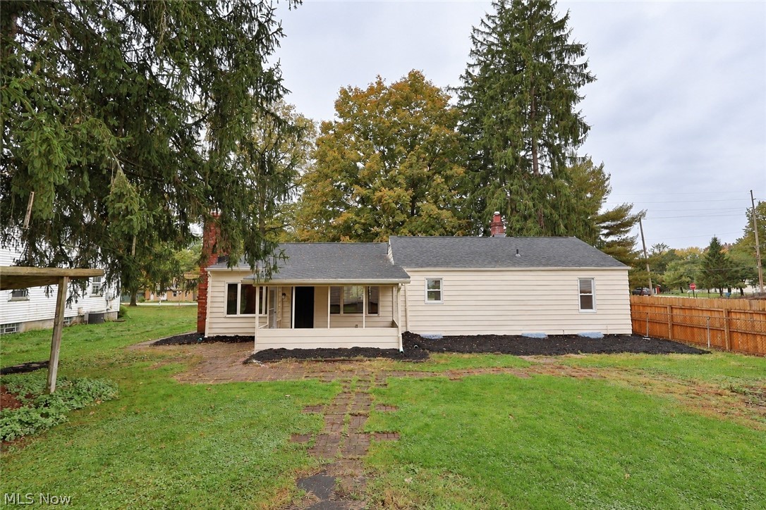 237 N Turner Road Austintown OH 44515