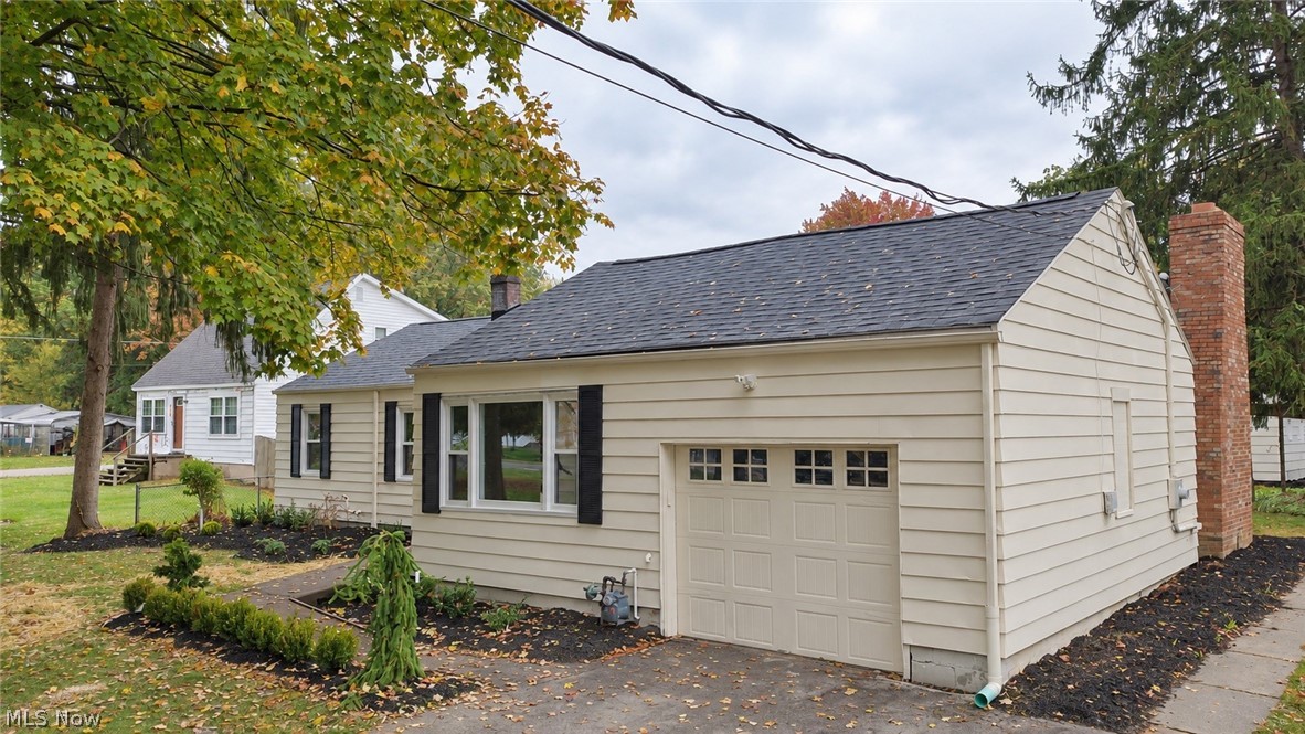 237 N Turner Road Austintown OH 44515