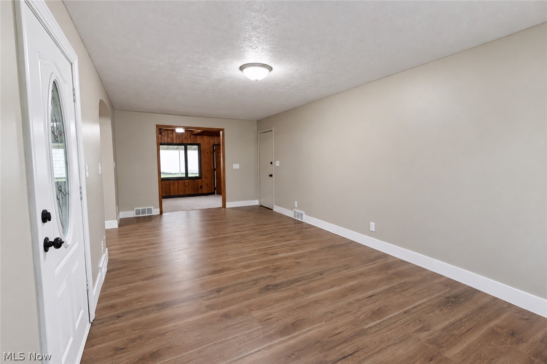 237 N Turner Road Austintown OH 44515