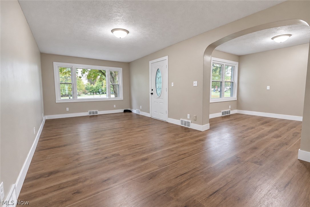 237 N Turner Road Austintown OH 44515