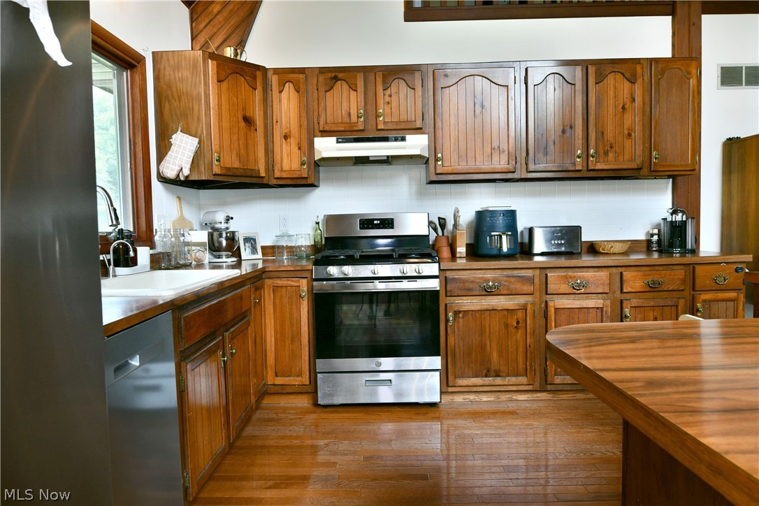 7500 Job Greenville Road Kinsman OH 44428