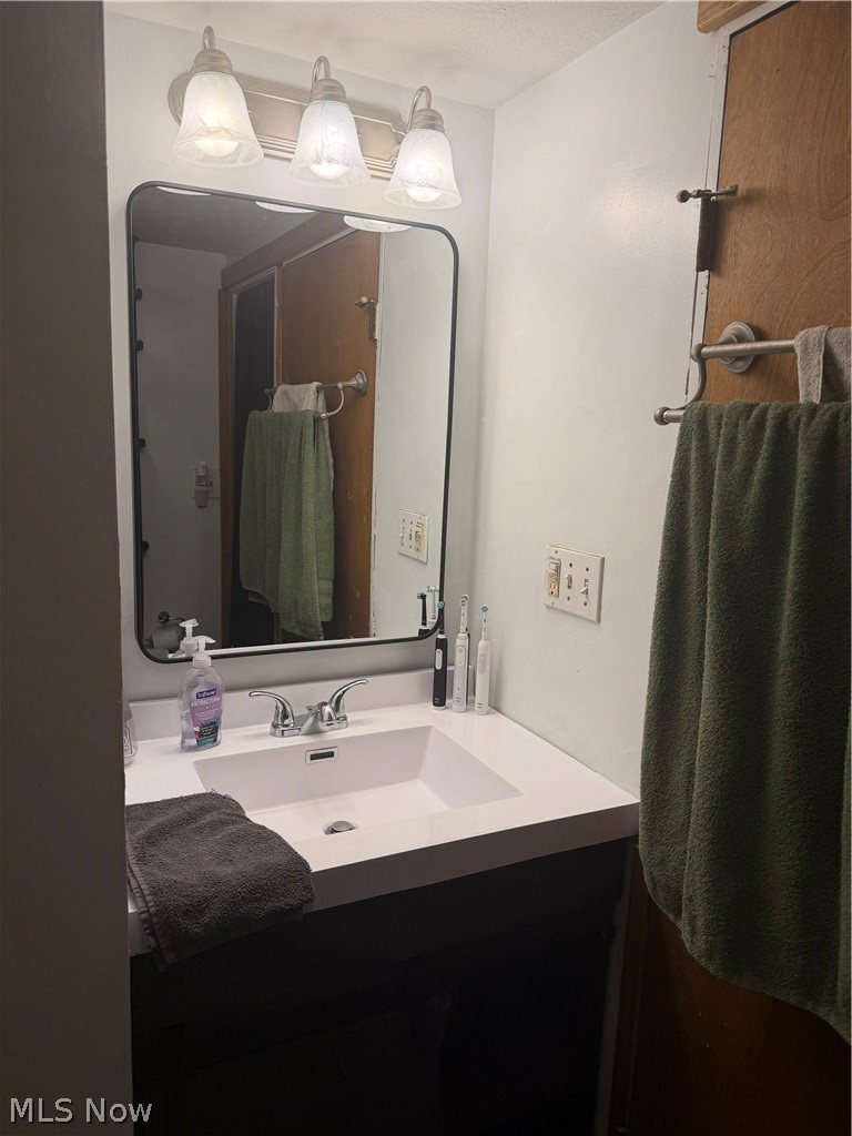 9458 State Route 46 North Bloomfield OH 44450