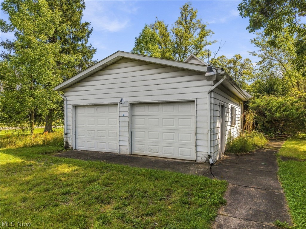3849 Parkman Southington OH 44470