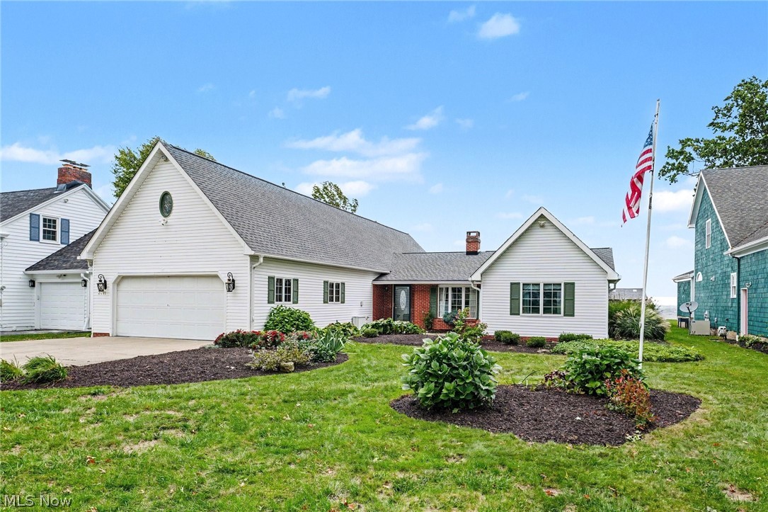 3711 Edgewater Drive Ashtabula OH 44004
