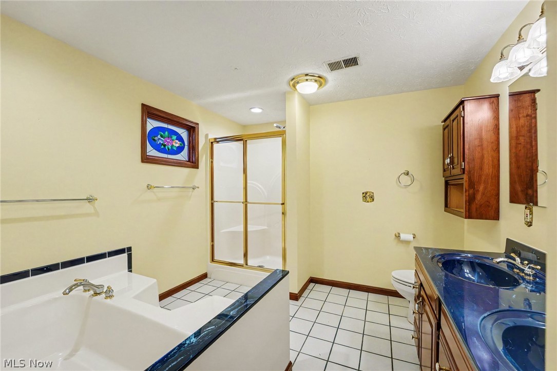 3711 Edgewater Drive Ashtabula OH 44004