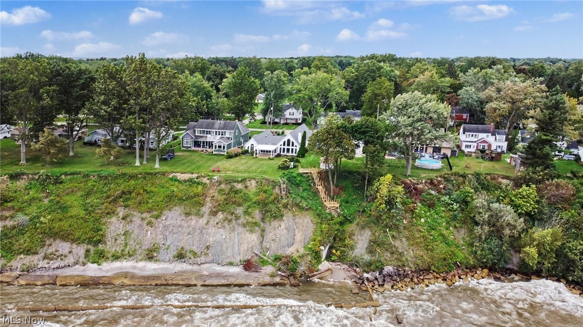 3711 Edgewater Drive Ashtabula OH 44004
