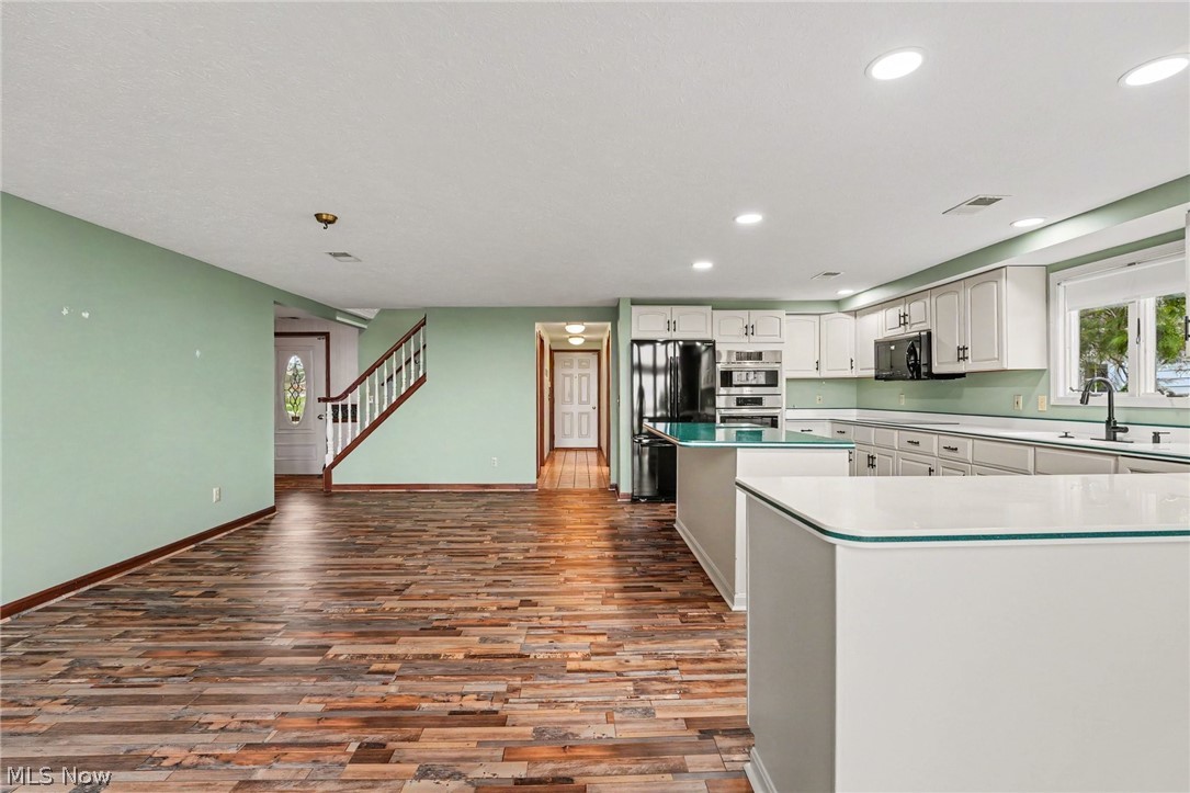 3711 Edgewater Drive Ashtabula OH 44004