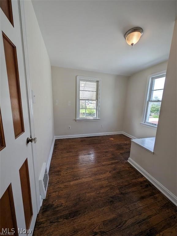 18707 Shawnee Avenue Cleveland OH 44119