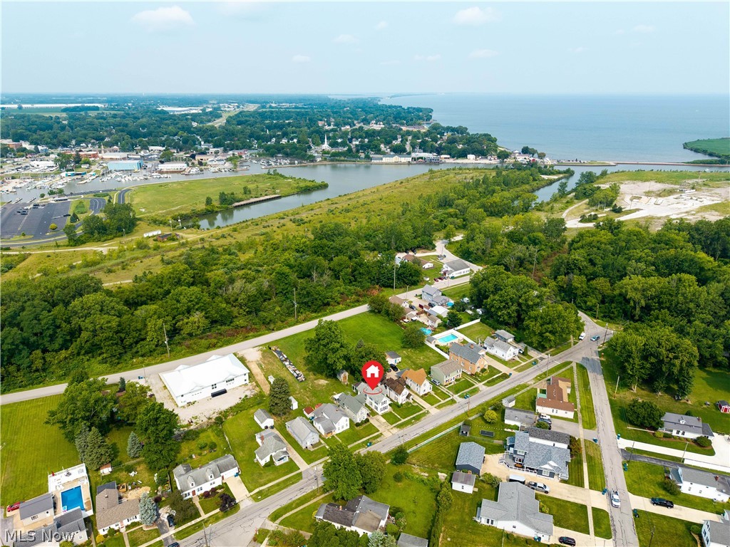 321 Tiffin Avenue Huron OH 44839