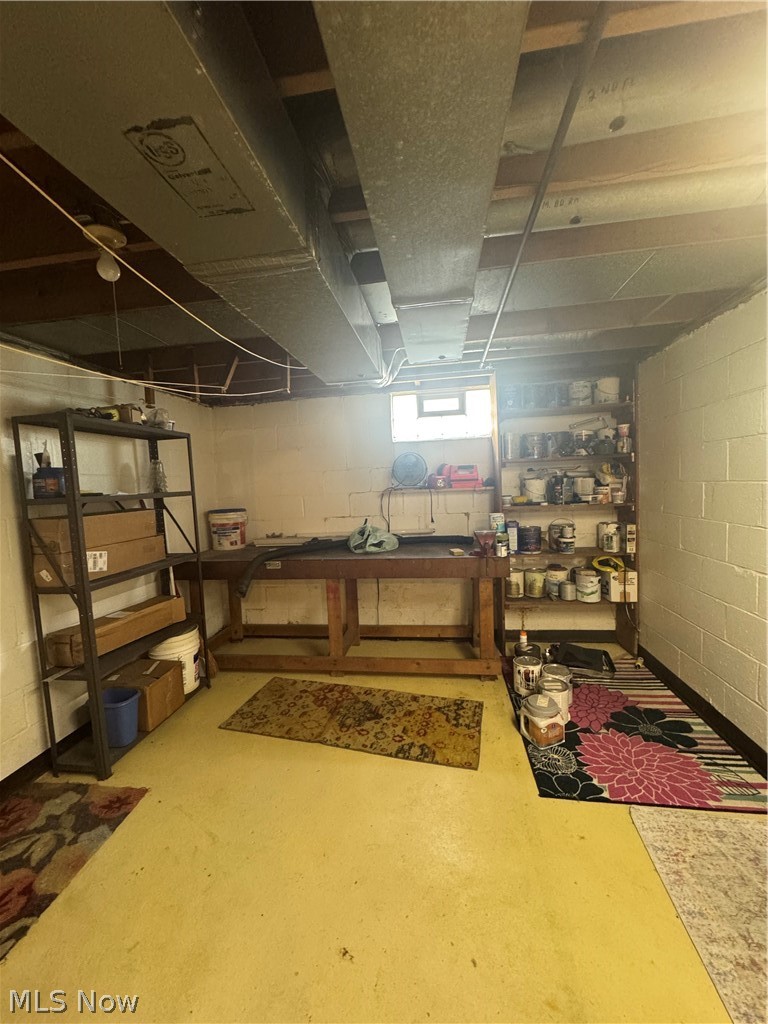 3741 Argonne Street Mogadore OH 44260