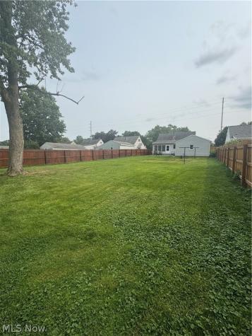 3741 Argonne Street Mogadore OH 44260