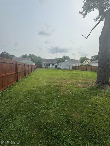 3741 Argonne Street Mogadore OH 44260