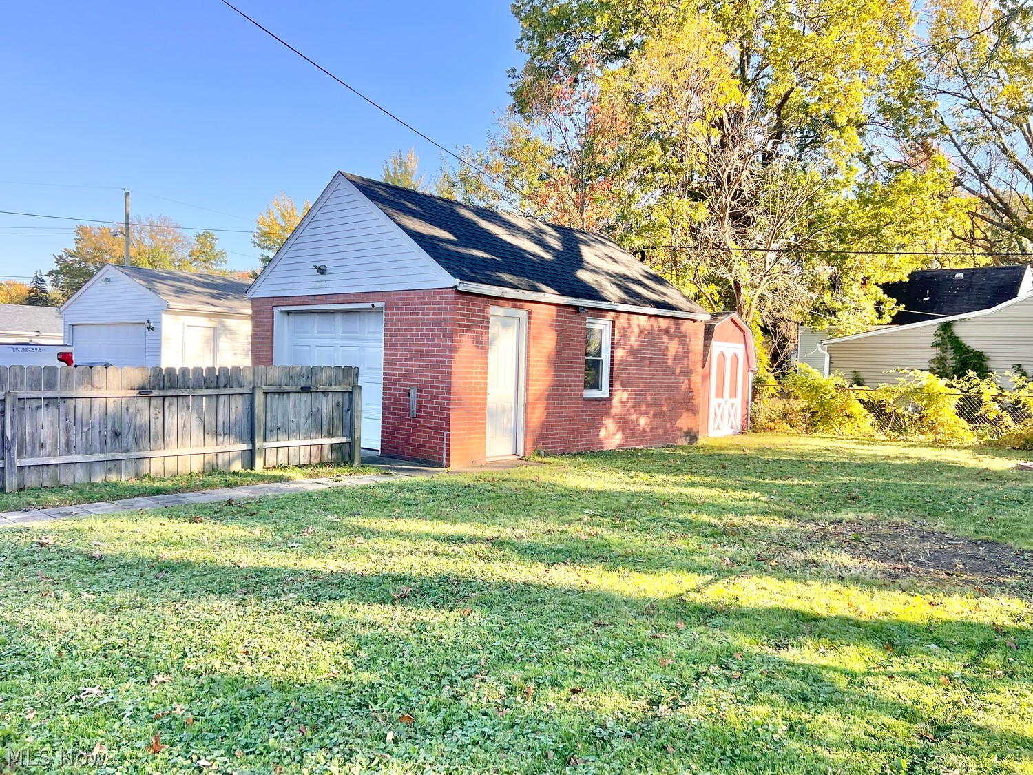 541 Cambridge Avenue Elyria OH 44035