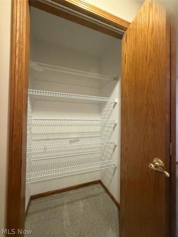 8 Apache Trail Malvern OH 44644
