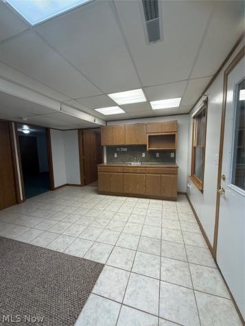 8 Apache Trail Malvern OH 44644