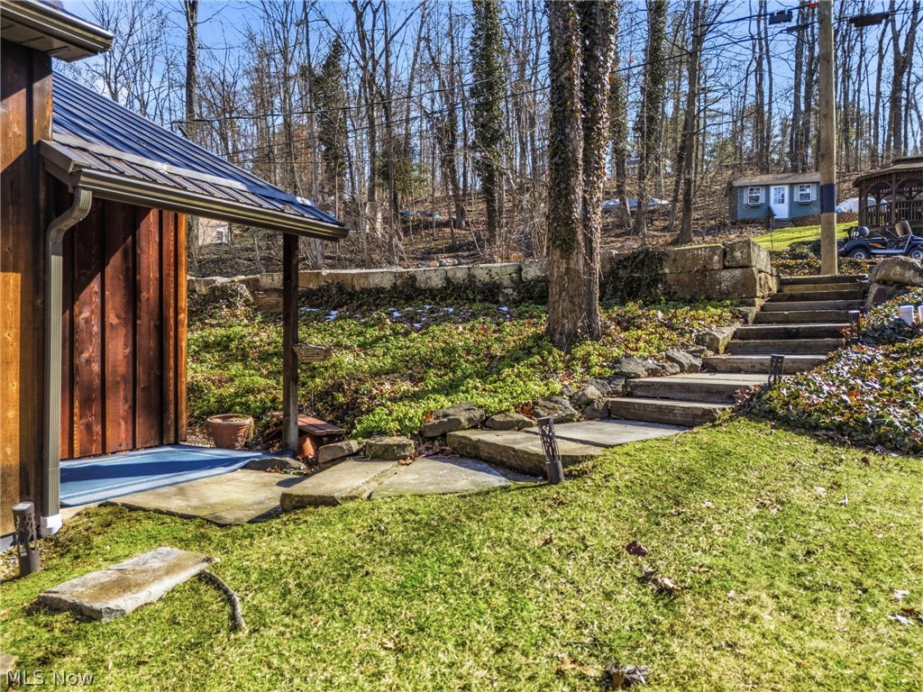 3133 Rockwood Drive SW Carrollton OH 44615