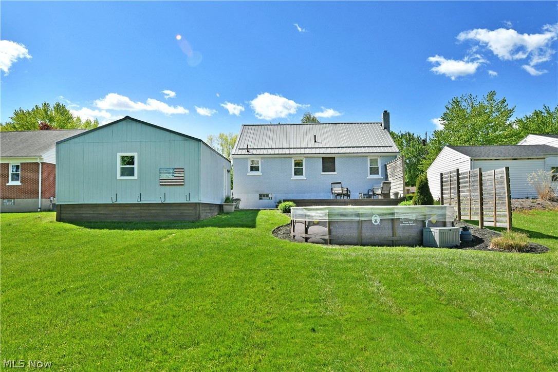 306 Glendola Avenue NW Warren OH 44483