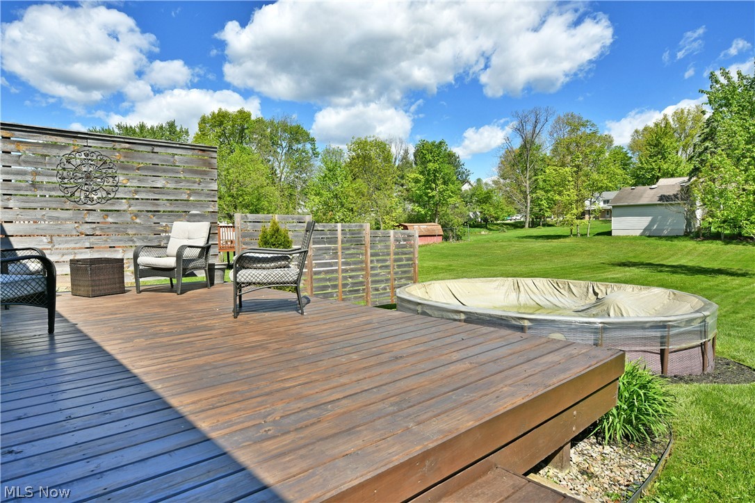 306 Glendola Avenue NW Warren OH 44483