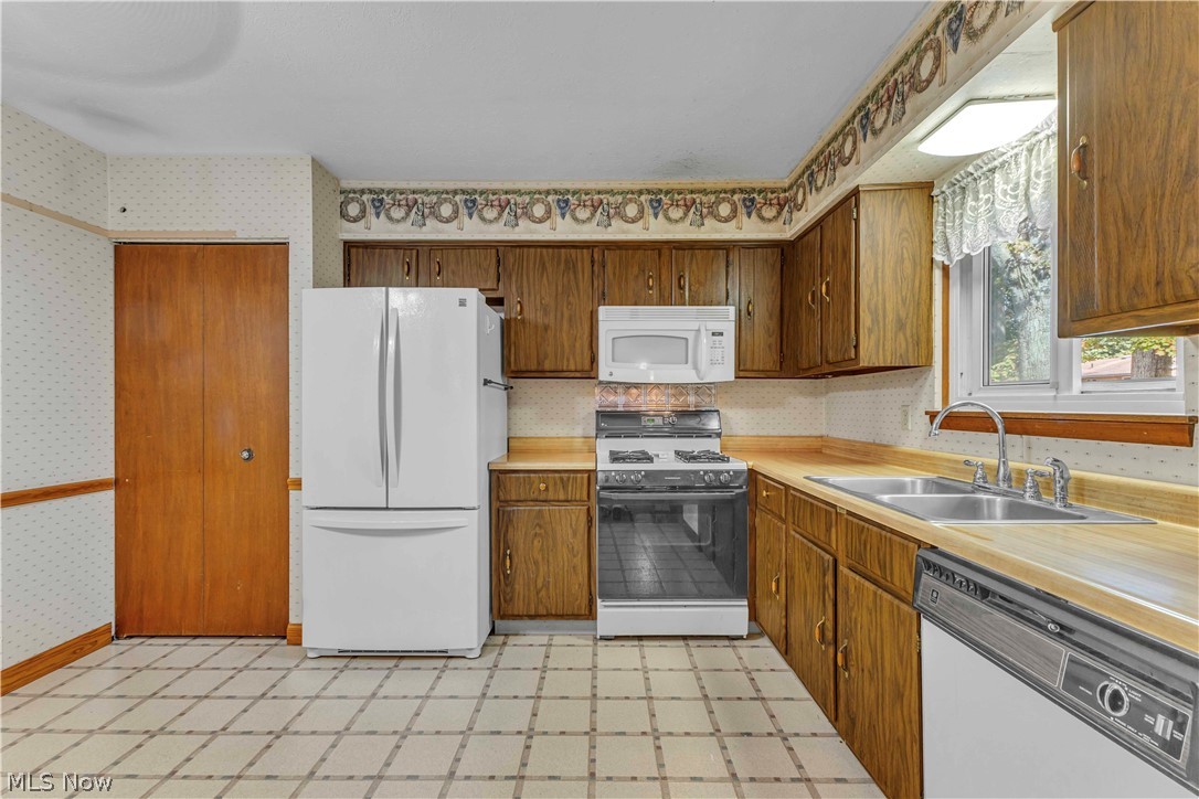1639 Berwick Drive Brunswick OH 44212