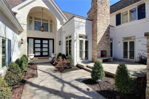19486 Frazier Drive Rocky River OH 44116