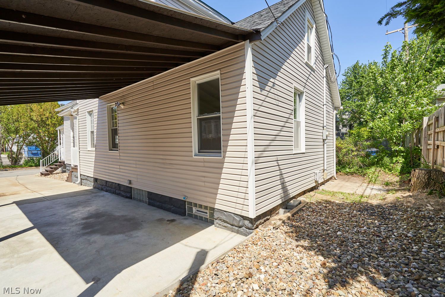 6007 Ellen Avenue Cleveland OH 44102