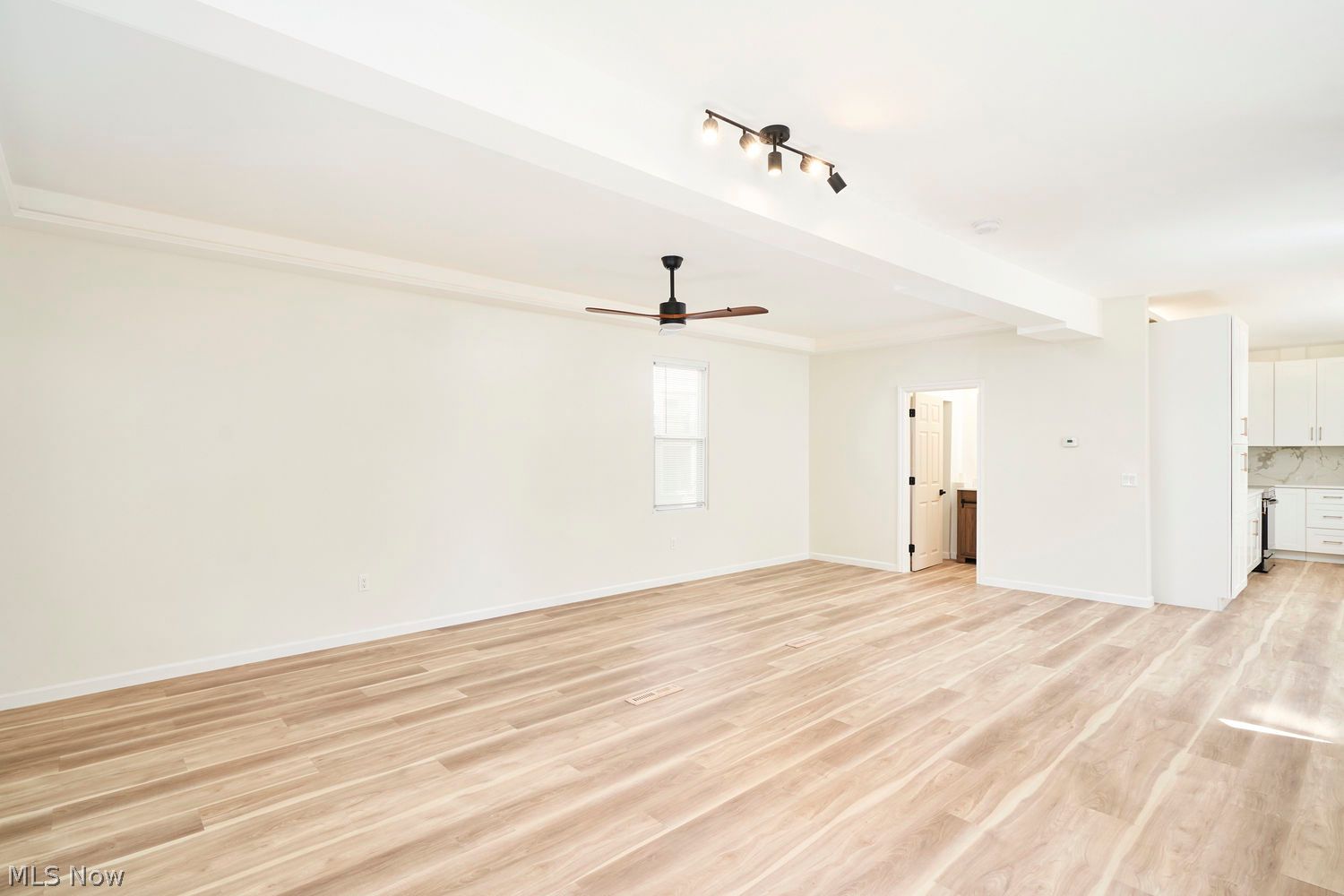 6007 Ellen Avenue Cleveland OH 44102