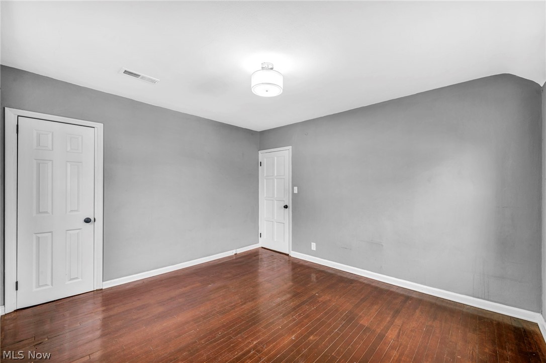16809 Scottsdale Boulevard Shaker Heights OH 44120