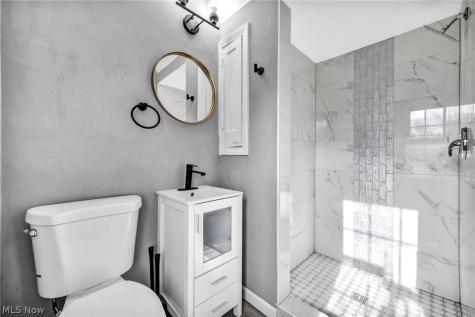 16809 Scottsdale Boulevard Shaker Heights OH 44120