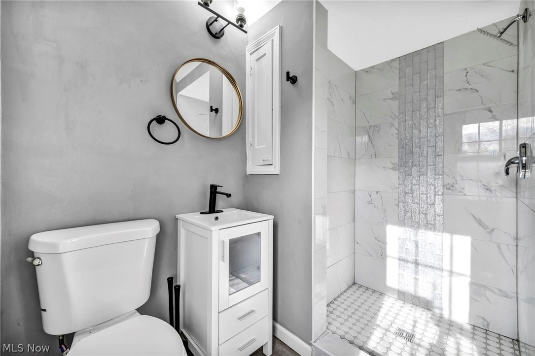 16809 Scottsdale Boulevard Shaker Heights OH 44120